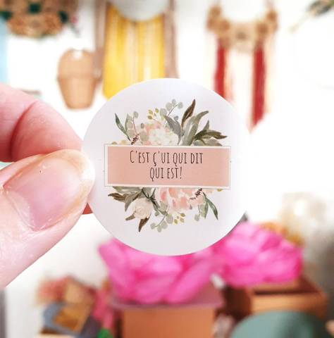 Sticker C'est �,ui qui dit qui est