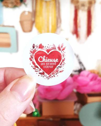 Sticker Chieuse au grand coeur